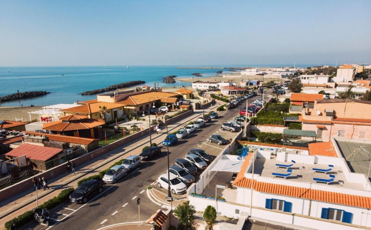 Miramare Fiumicino Panzió Kültér fotó